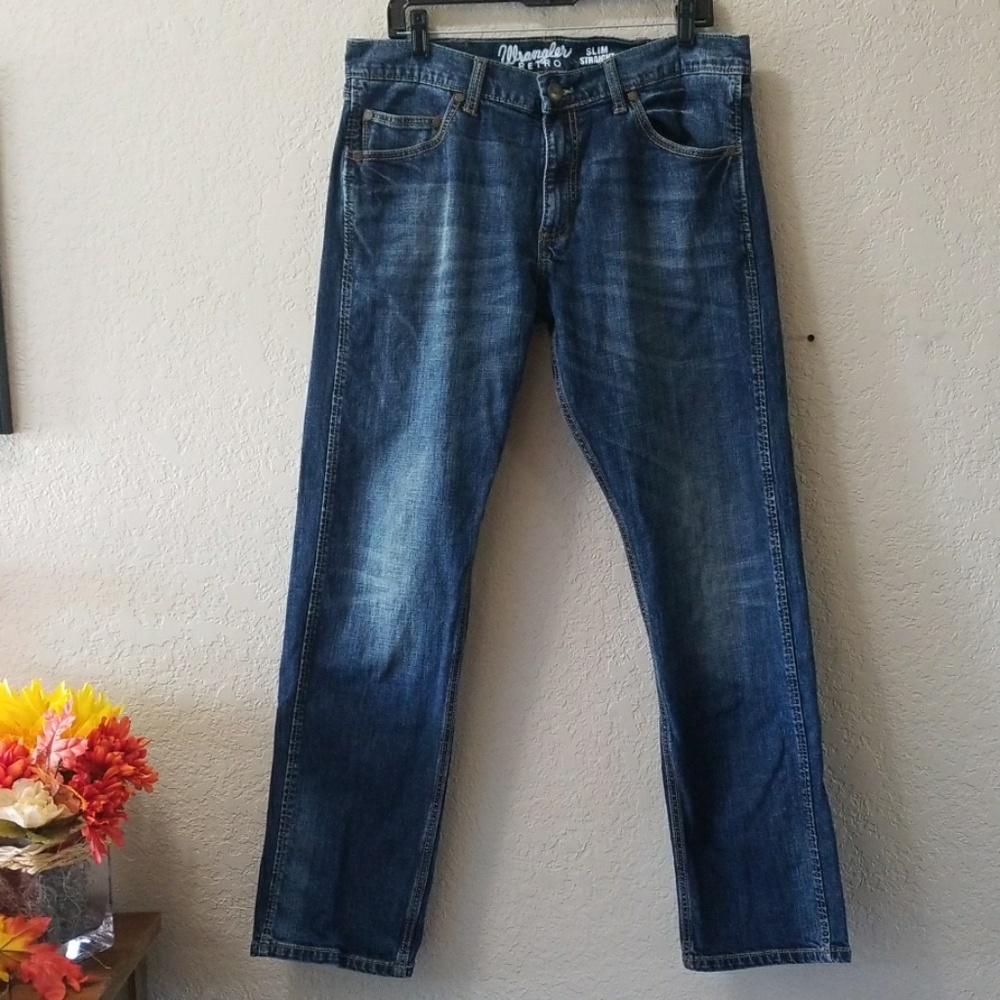 Wranglers Retro Slim Fit Dark Wash Jeans